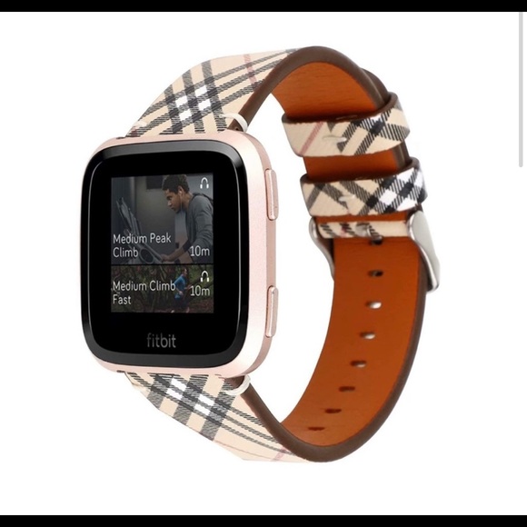 Accessories - 🎀 NEW Fitbit leather band Watch